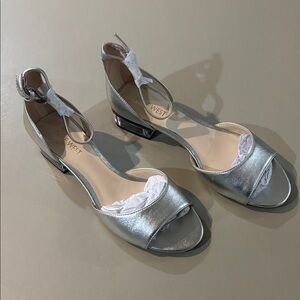 Nine West Lucite Block Heel Metallic Silver Heels New No Box